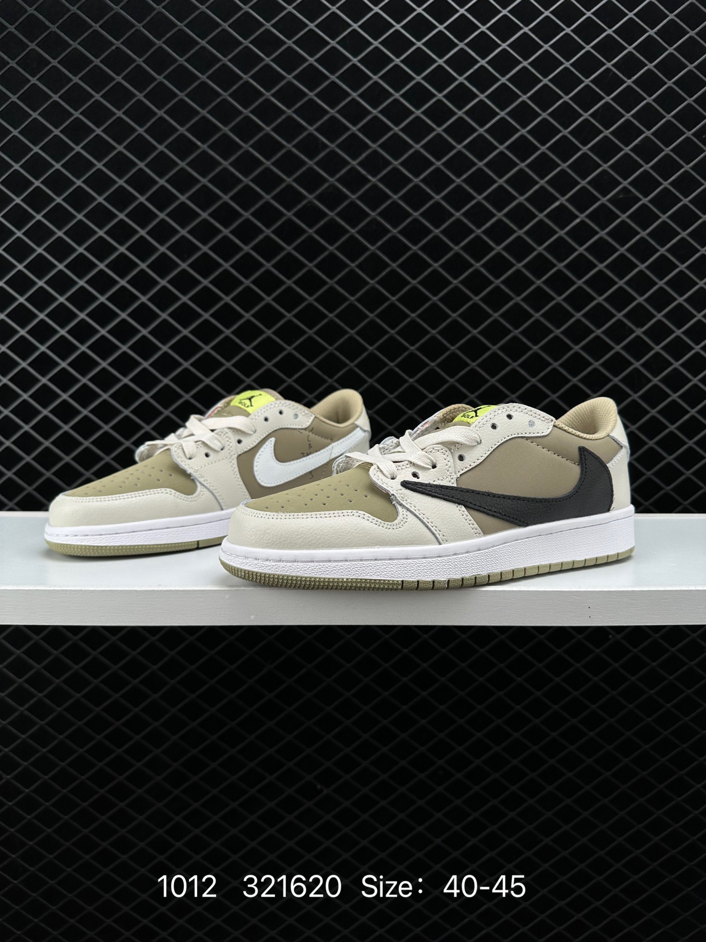 Travis Scott x Air Jordan 1 Low Golf